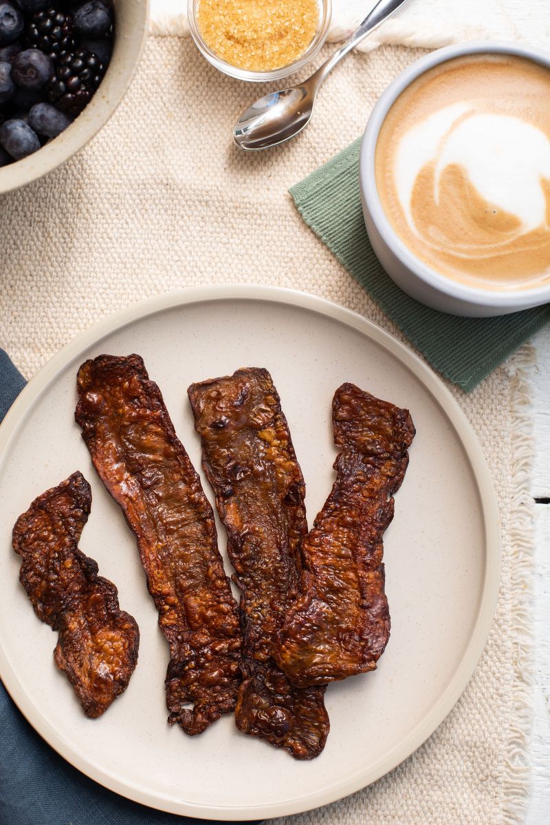 Alt protein mycelium slices