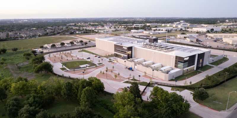 An aerial photo of the Sabey Data Center facility.