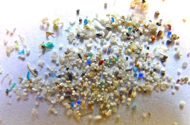 Microplastics’ shape determines how far they travel in the atmosphere
