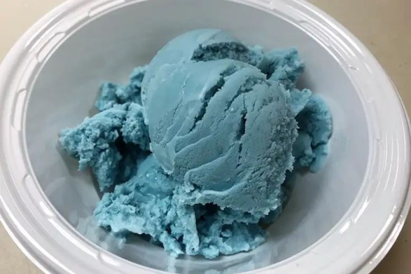 New natural blue food coloring from red cabbage NSF National