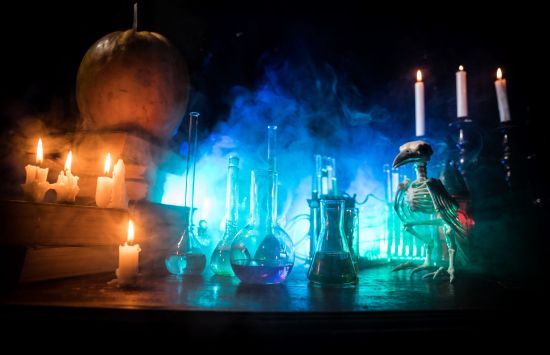 Halloween laboratory