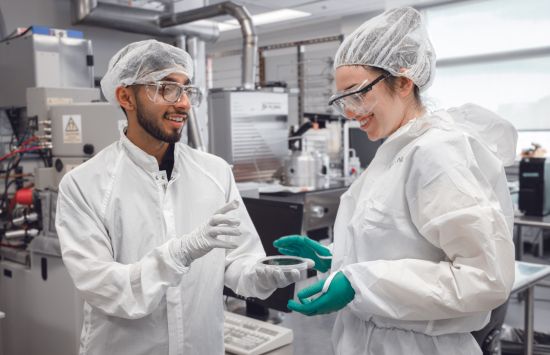 2022 REU participant Anna Vena and REU coordinator Uziel Dominguez, Boston University Photonics Center