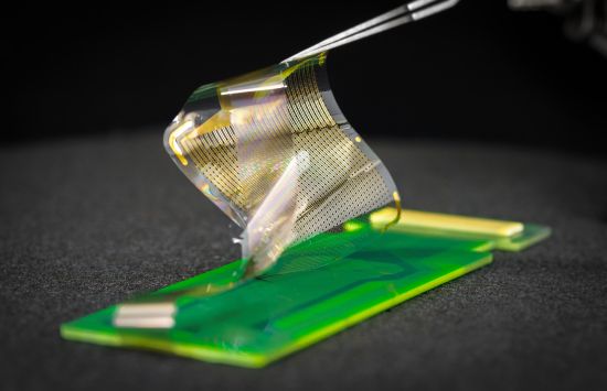 Brain sensors record electrical signals directly from surface of the human brain