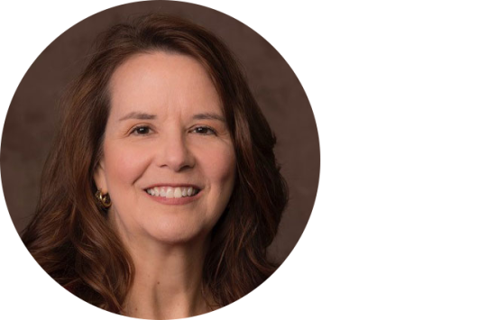 Alicia Knoedler headshot.