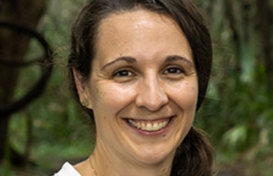 Headshot of Elizabeth Webb