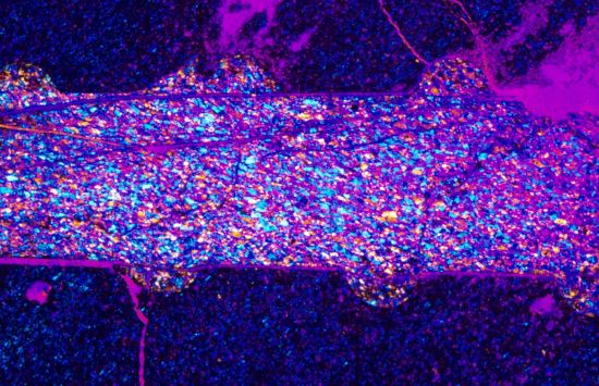 Mineral lawsonite undergoes brittle failure at high temperature