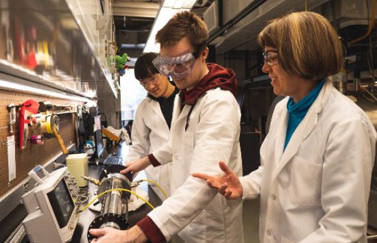 Image of Researchers in a lab