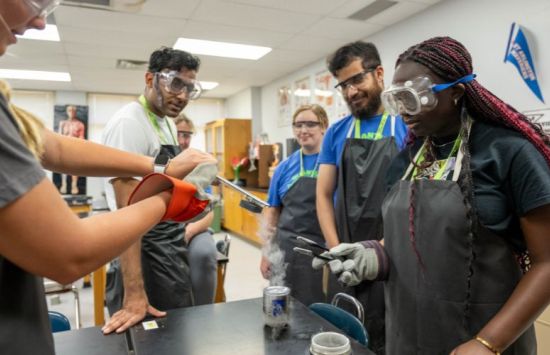 A group of students working in a laboratory.