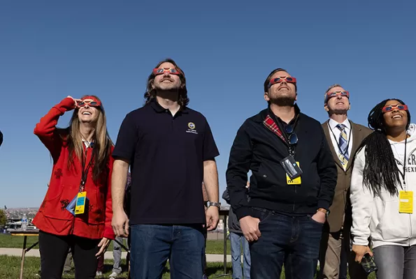 Viewing eclipse