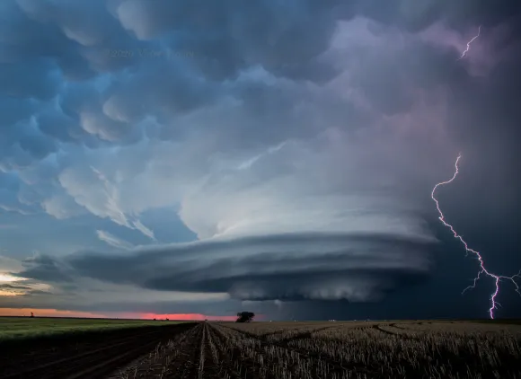 Supercell thunderstorm near Moscow, Kansas