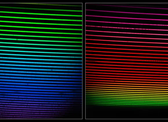 Two squares, each containing a gradient of horizontal lines against a black background. The lines on the left square transition from green at top to indigo at bottom. The right square transitions from red at top to indigo at bottom.