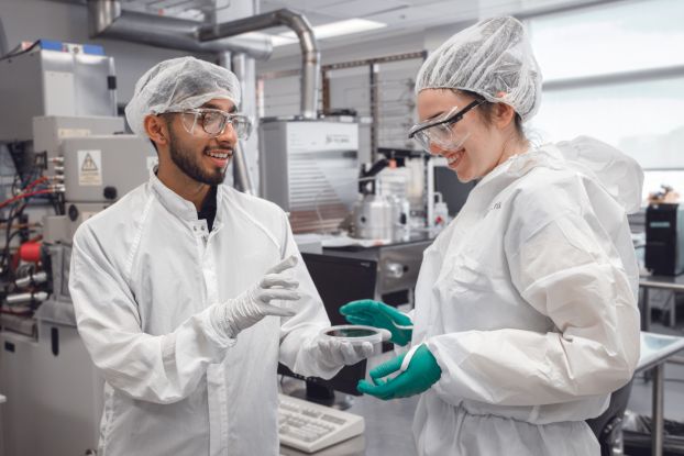 2022 REU participant Anna Vena and REU coordinator Uziel Dominguez, Boston University Photonics Center