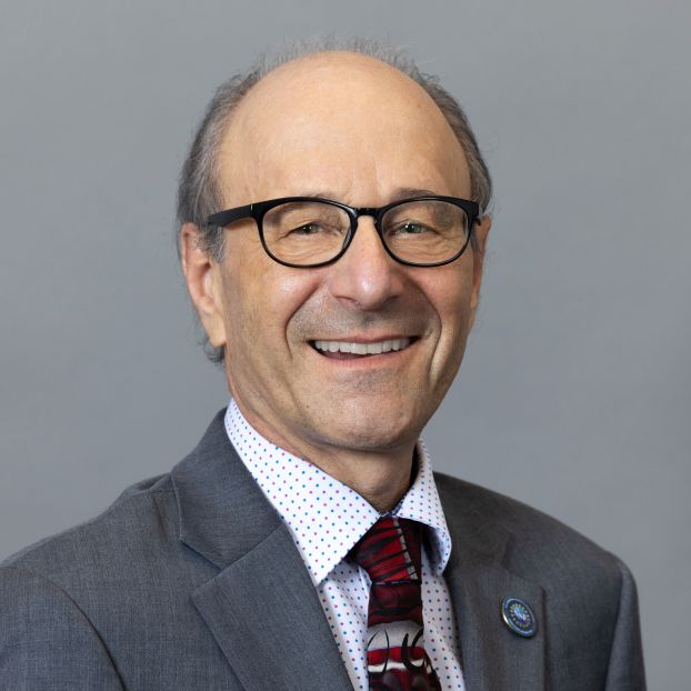 portrait of man wearing glasses