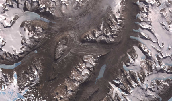 Overview of thawing Antarctic terrain