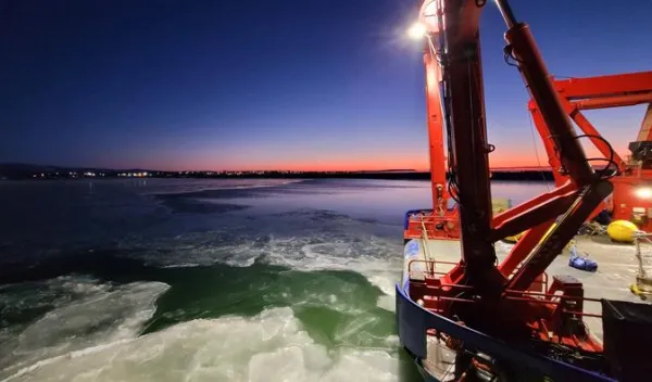 The research vessel Sikuliaq, owned by the U.S. National Science Foundation, breaks through Arctic ice.