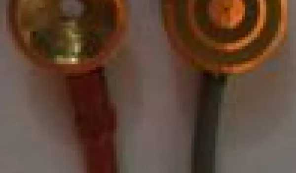 tripolar ring electrode and conventional electrode, side by side