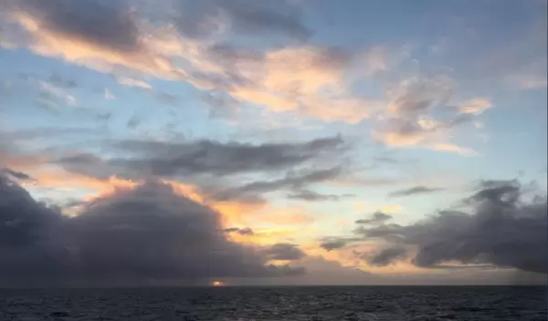 Clouds over the ocean