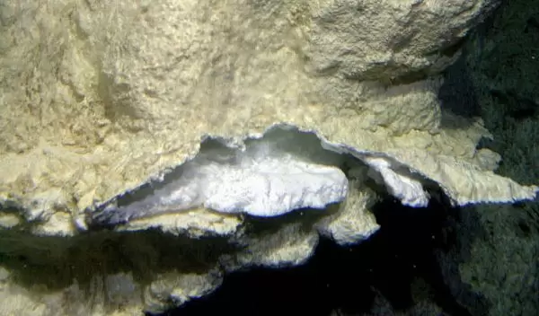 photo of flange on 18-story chimney