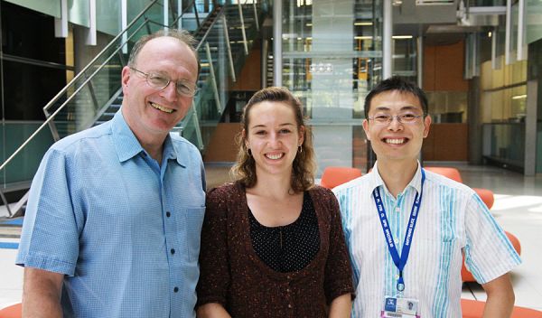 Photo of researchers at the University of Melbourne who are developing flexible electronics.