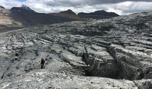 exposed glacier bed