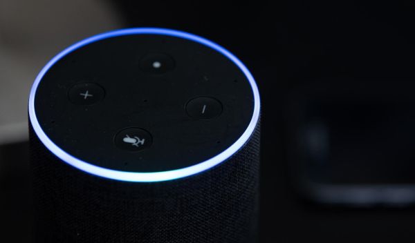 contactless cardiac arrest AI system for smart speakers