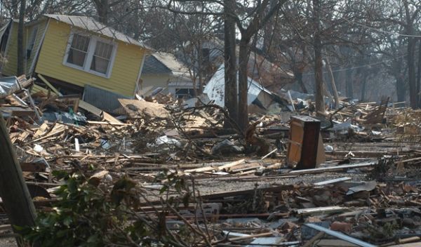 damage and destruction to houses from a hurricane