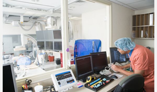 Photo of a researcher in a lab.