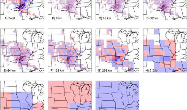 Maps of US showing thunderstorm prediction