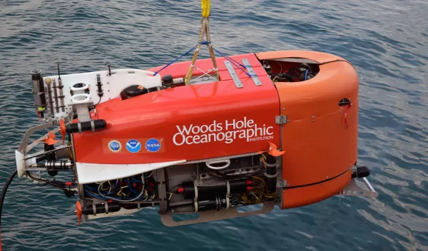 hybrid remotely operated vehicle Nereid Under-Ice