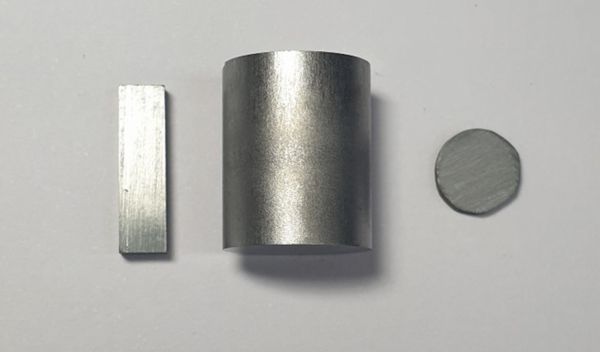 Purified tin selenide, here in pellet form