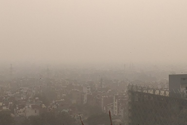 buildings hiding behind air pollution